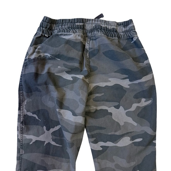TNA Camouflage Joggers - Gray and Black Size XS Casual Streetwear Cotton - Picture 9 of 9